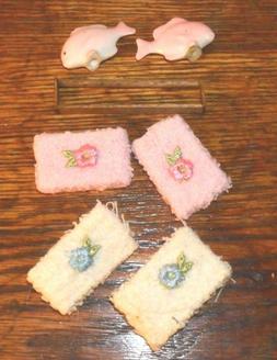 S Fish Towel Bar For Dollhouse Or Diorama